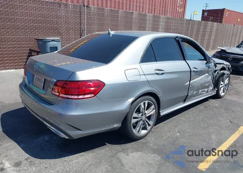 2014 Mercedes-Benz E 350 z USA, uszkodzony, nr VIN WDDHF5KBXEB006497